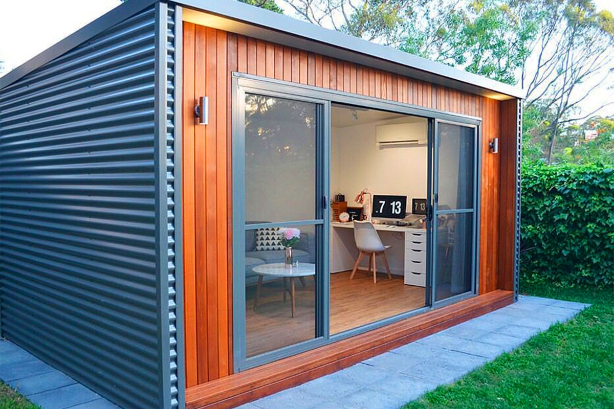 SHIPPING CONTAINER CAFE